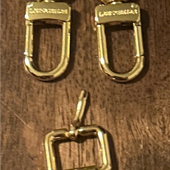 Authentic Louis Vuitton 3 piece accessories - Picture 3 of 6